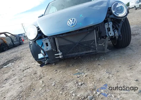 2019 Volkswagen Beetle 2.0T Final Edition Se/2.0T Final Edition Sel/2.0T S/2.0T Se from USA, damaged, VIN 3VW5DAAT1KM505762